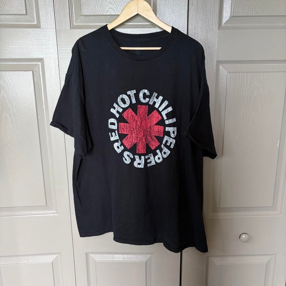 Red Hot Chili Peppers Shirt Mens XXL Black Distressed Logo Graphic Band Tee RHCP